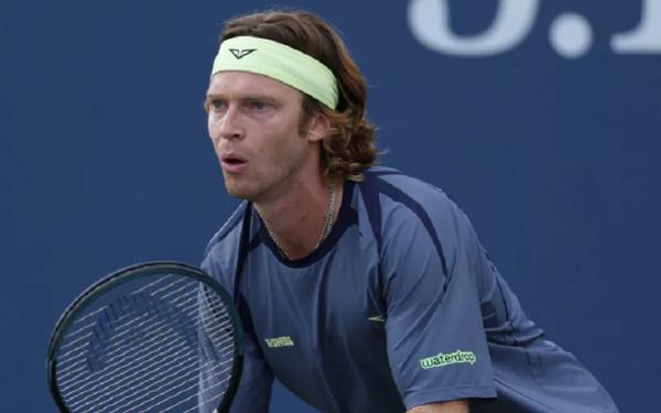 Андрей Рублёв уверенно обыграл Дино Прижмича в первом круге US Open