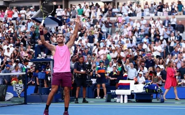 US Open. Карлос Алькарас с разгромным счётом забрал третий сет финала