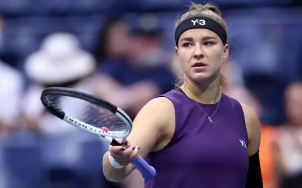 US Open. Каролина Мухова потратила почти три часа на победу над Мартой Костюк в четвёртом круге
